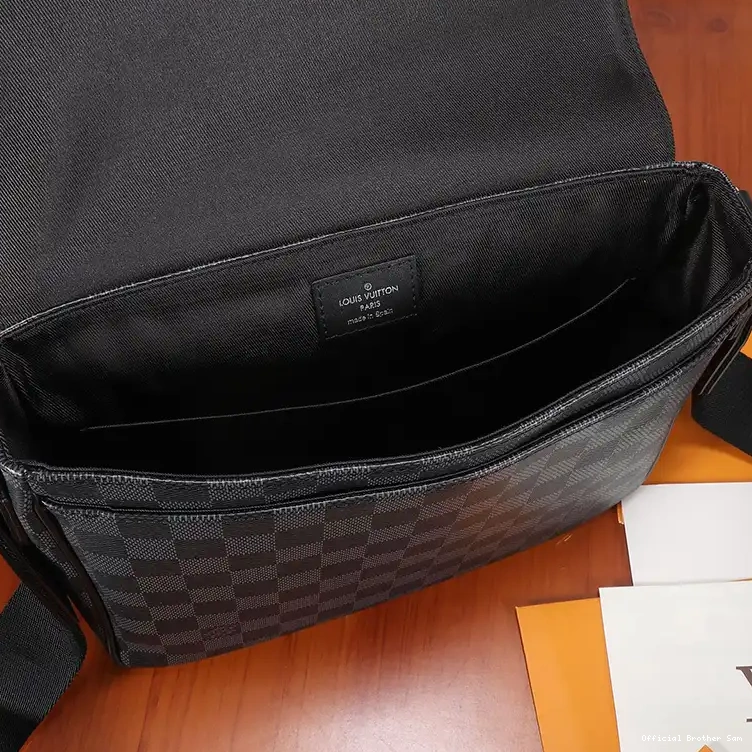 Official Brother Sam 2304DJ0041 Bag LV 0820